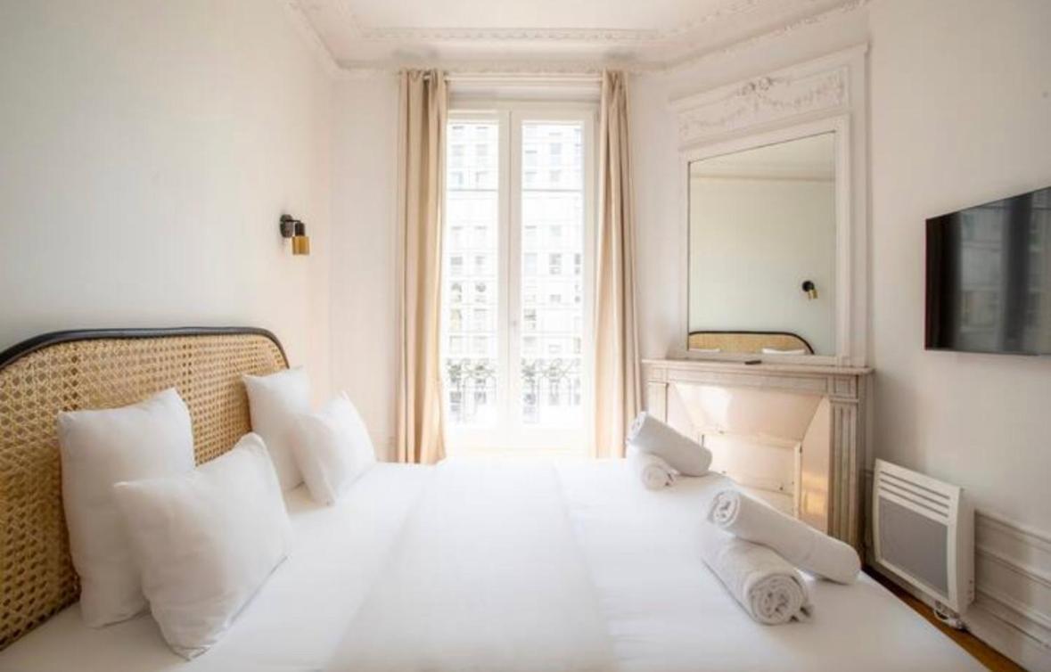 Luxury Suites Tour Eiffel Best View París Exterior foto